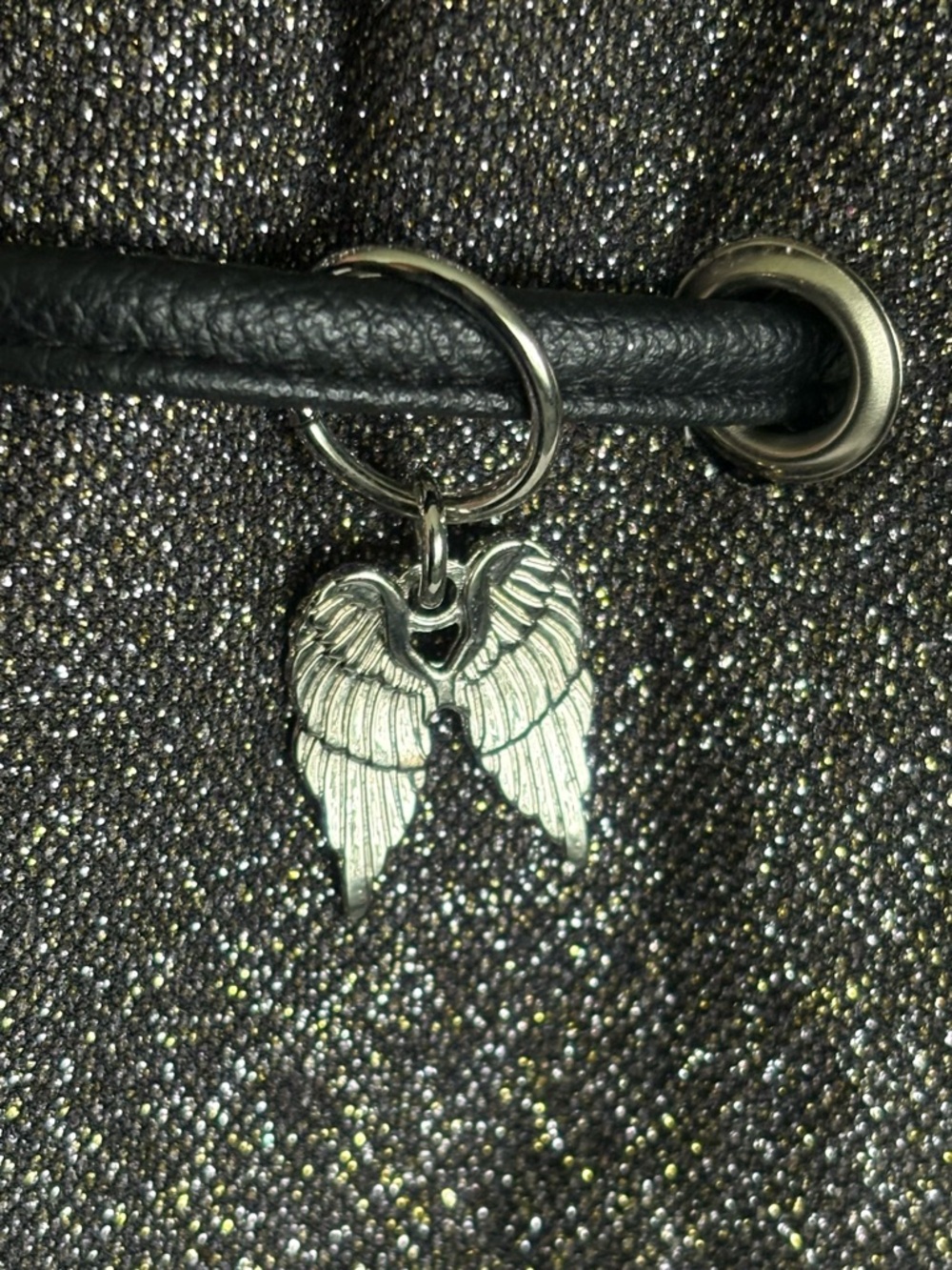 NWOT Victoria's Secret Black Glitter Drawstring Backpack, Spacious & lightweight - Picture 5 of 9